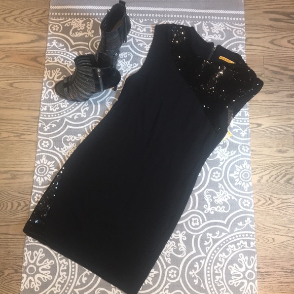 Alice + Olivia Dresses & Skirts - Alice & Olivia Black Dress W Sheer Back & Sequins